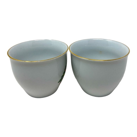 Vintage Christmas Tree Coffee Cups with. Gold Rim. - Picture 3 of 6